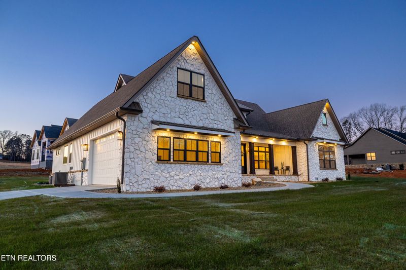 1012 Herbert Dr, Greenback, TN 37742