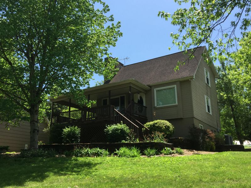 10124 Arnold Ln, Mascot, TN 37806