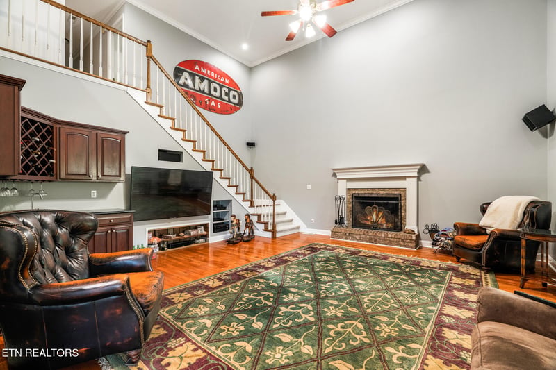 1013 Creekbrook Ln, Seymour, TN 37865