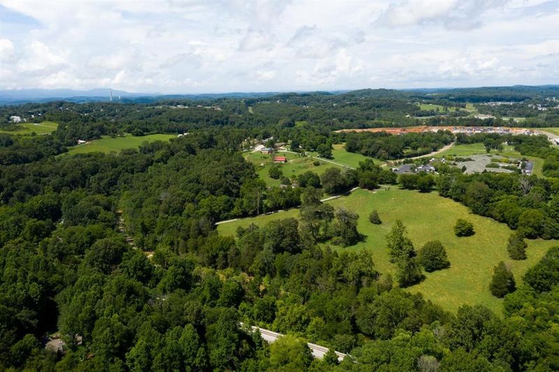 10134 Coward Mill Rd, Knoxville, TN 37931