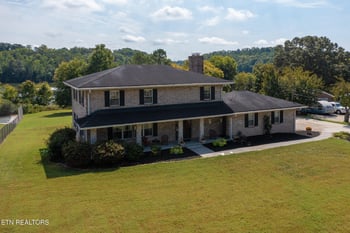 10134 El Pinar Dr #4, Knoxville, TN 37922