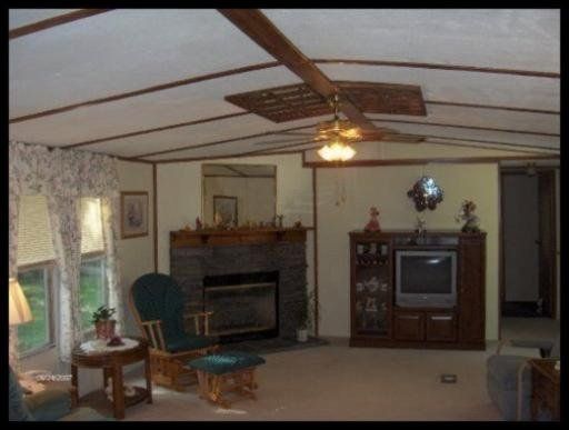 1014 Apoxsee Cir, Crossville, TN 38572