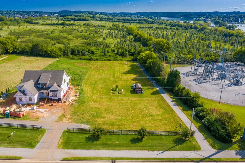 1014 Mcfee Rd, Knoxville, TN 37934