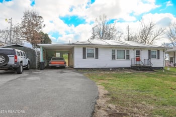 1014 Sweetwater Vonore Rd, Sweetwater, TN 37874