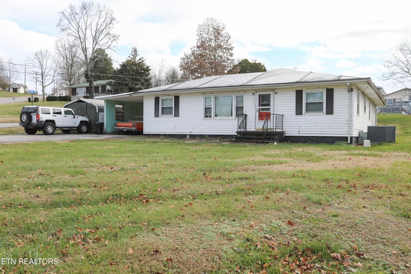 1014 Sweetwater Vonore Rd, Sweetwater, TN 37874