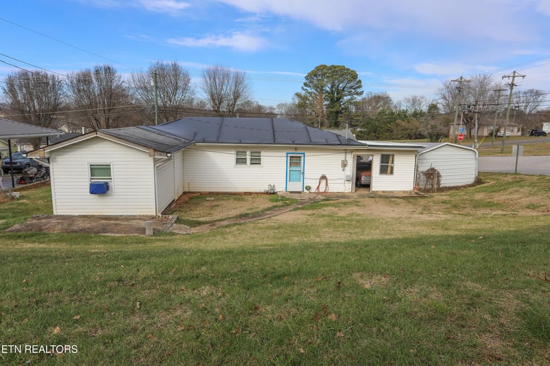 1014 Sweetwater Vonore Rd, Sweetwater, TN 37874