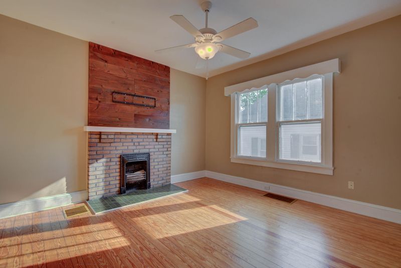1015 Atlantic Ave, Knoxville, TN 37917