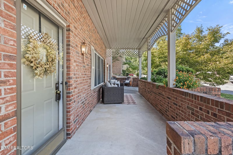 1015 Hardwick Dr, Maryville, TN 37803