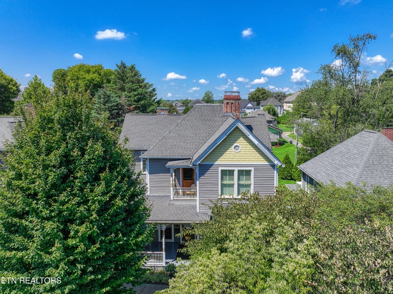 1015 Luttrell St, Knoxville, TN 37917