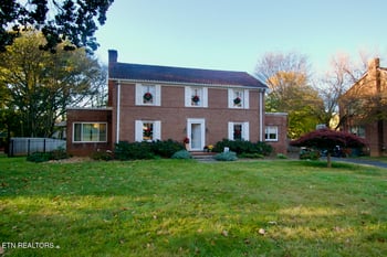 1015 Oak Park Ave, Maryville, TN 37803