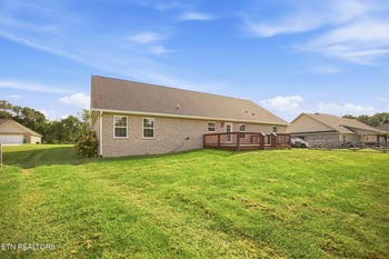 1015 Pathways Dr, Seymour, TN 37865
