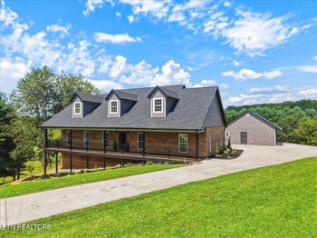 1016 Lillie Dr, Maryville, TN 37804
