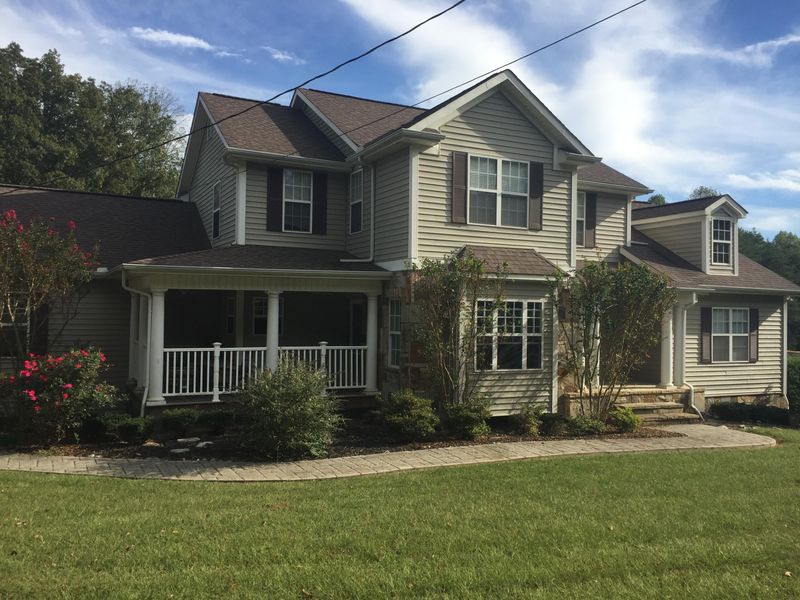 1016 Mountain Rd, Clinton, TN 37716