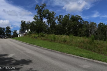 1016 Northbridge Close, Kingston, TN 37763