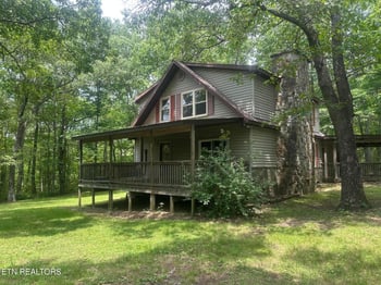 1016 Running Deer, Crab Orchard, TN 37723
