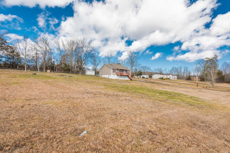 1016 Tazewell Pike, Luttrell, TN 37779