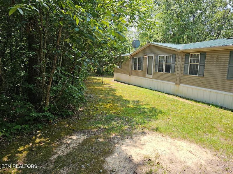 1017 Arden Ln, Sevierville, TN 37876