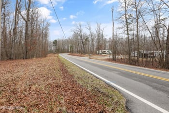 1017 Deer Lodge Hwy, Deer Lodge, TN 37726
