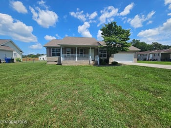 1017 Meek St, Madisonville, TN 37354