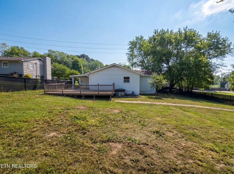 1017 Morrell Rd, Knoxville, TN 37919
