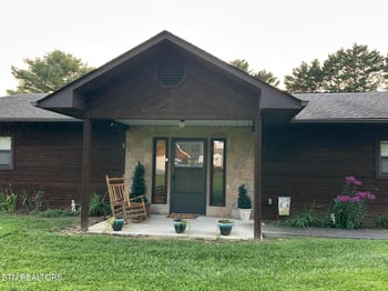 1017 Valley View Cir, Sevierville, TN 37876