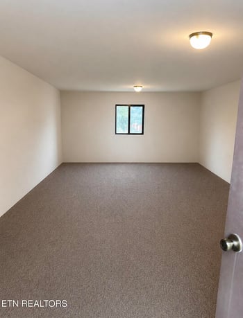 1017 Valley View Cir, Sevierville, TN 37876