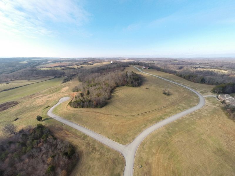 1018 James Ridge Rd, Loudon, TN 37774