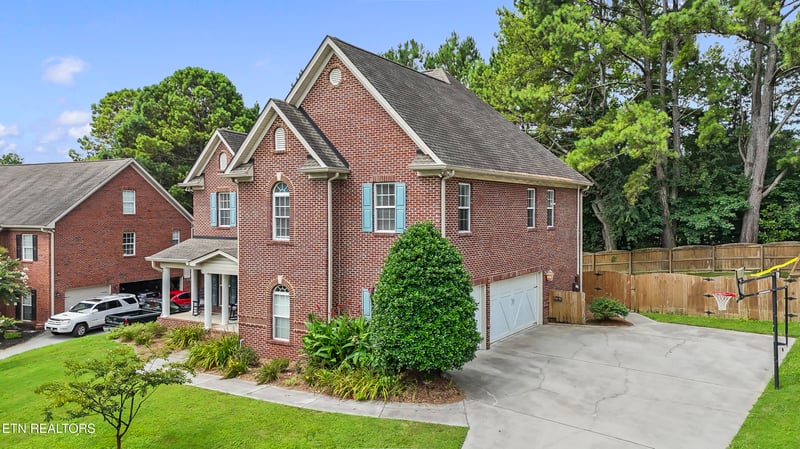 1019 Andover View Ln, Knoxville, TN 37922