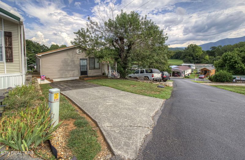 1019 Kildee St, Townsend, TN 37882