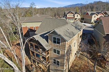 1019 Potters Way, Gatlinburg, TN 37738