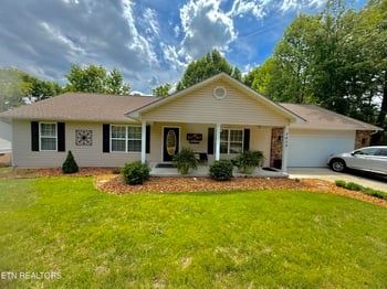 1019 Taylors Chapel Rd, Crossville, TN 38572