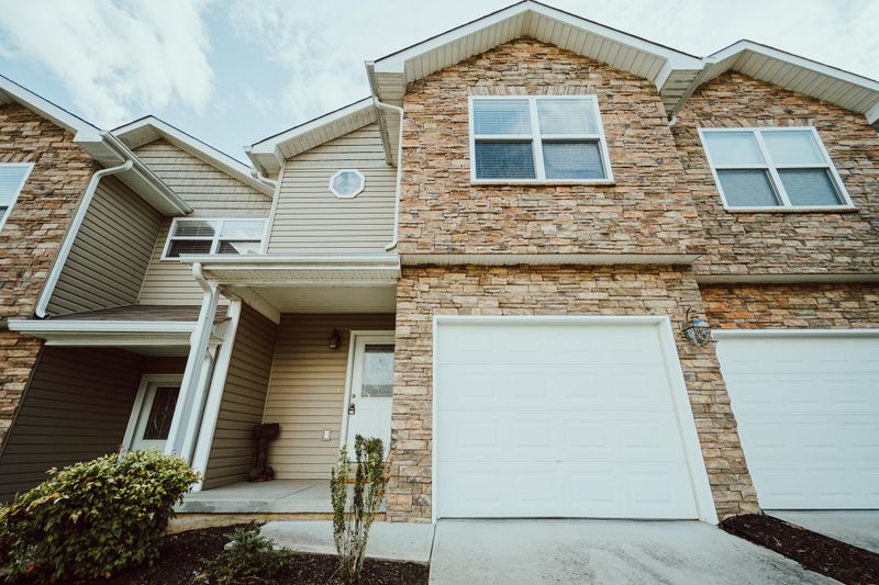 1019 Woullard Way, Sevierville, TN 37876