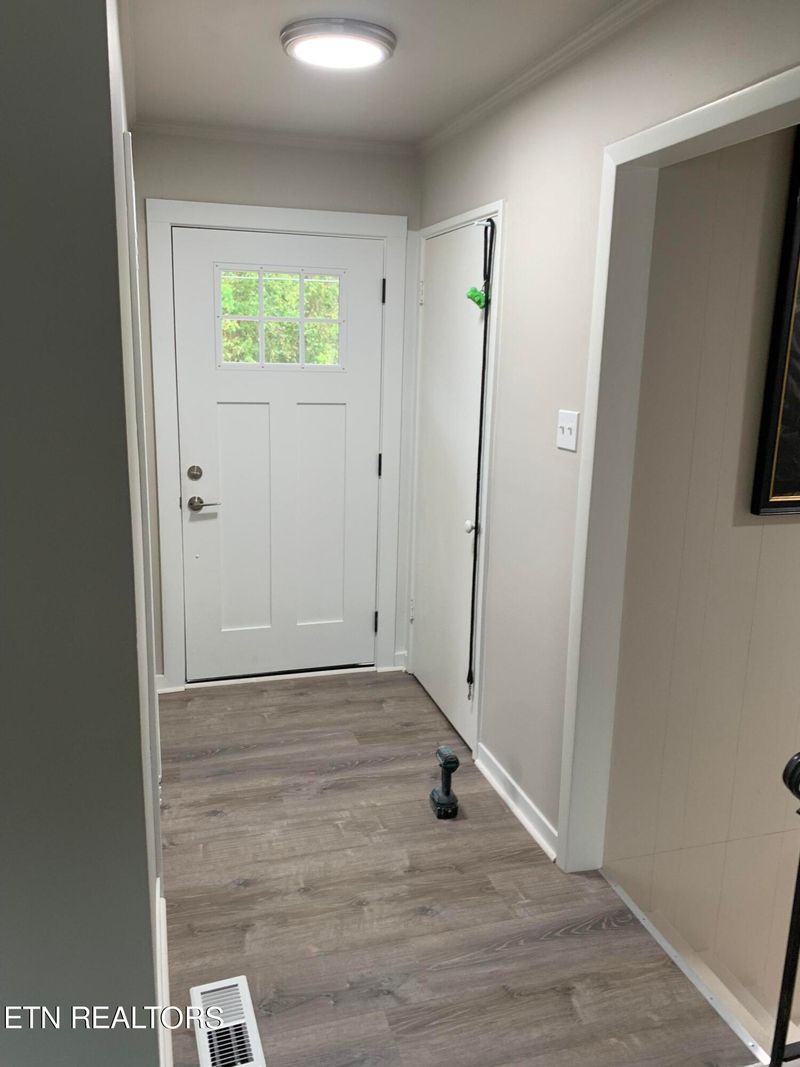 102 Audubon Rd, Oak Ridge, TN 37830