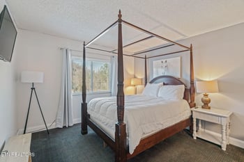 102 Baskins Creek Bypass #207, Gatlinburg, TN 37738