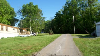 102 Beulah Dr, Louisville, TN 37777