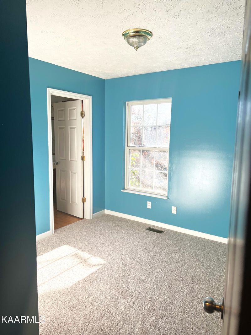 102 Bishop St, Alcoa, TN 37701