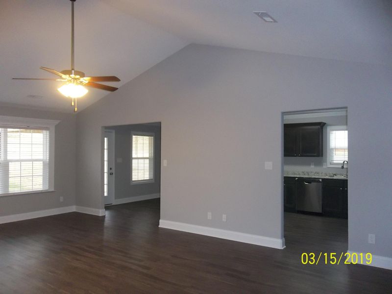 102 Blacksmith Ln, Maryville, TN 37803