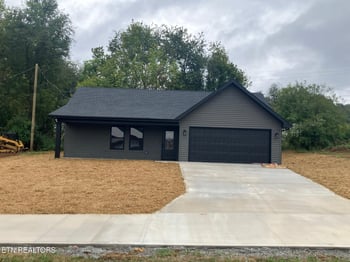 102 Campton Ln, Maynardville, TN 37807