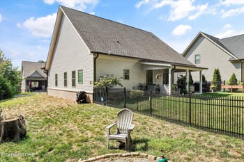 102 Chalmette Way, Lenoir City, TN 37772