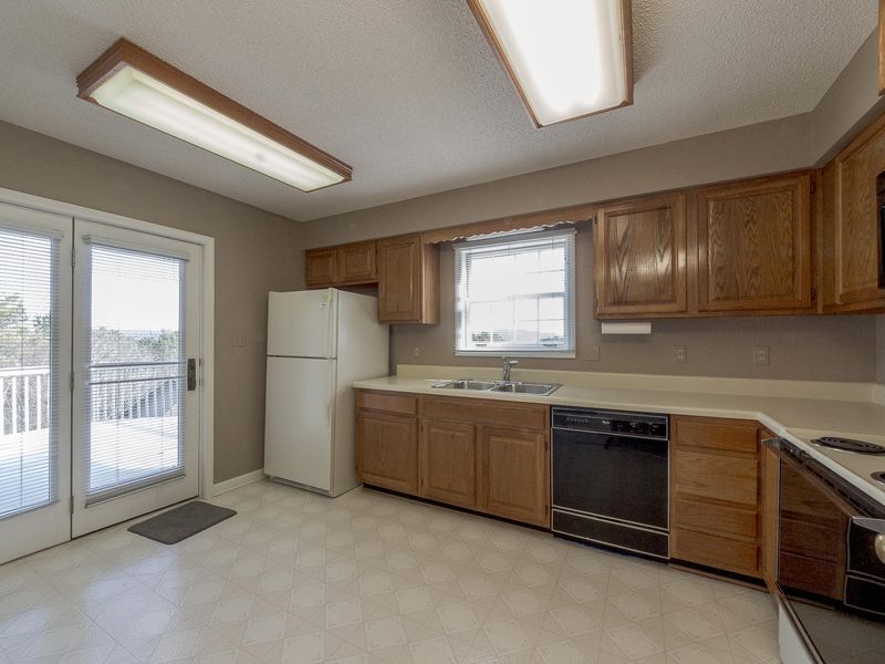 102 Chota Hills Tr, Loudon, TN 37774