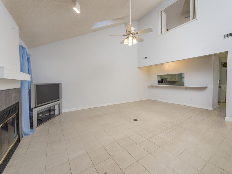 102 Chota View Ln, Loudon, TN 37774