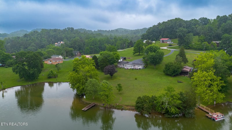 102 Coffey Cir, Rockwood, TN 37854