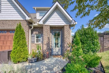 102 Conner Ln, Lenoir City, TN 37772