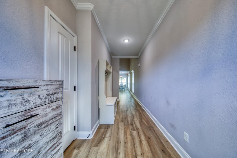 102 Conner Ln, Lenoir City, TN 37772