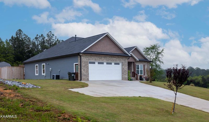 102 County Road 3050, Athens, TN 37303