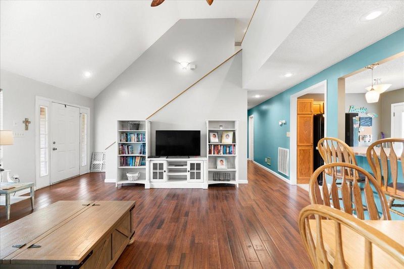 102 Cunningham Dr, Athens, TN 37303