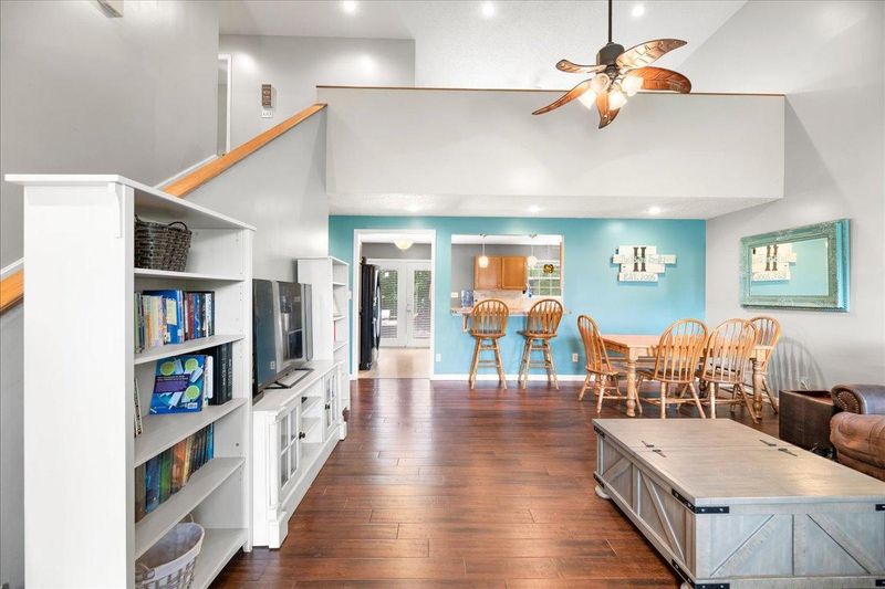 102 Cunningham Dr, Athens, TN 37303
