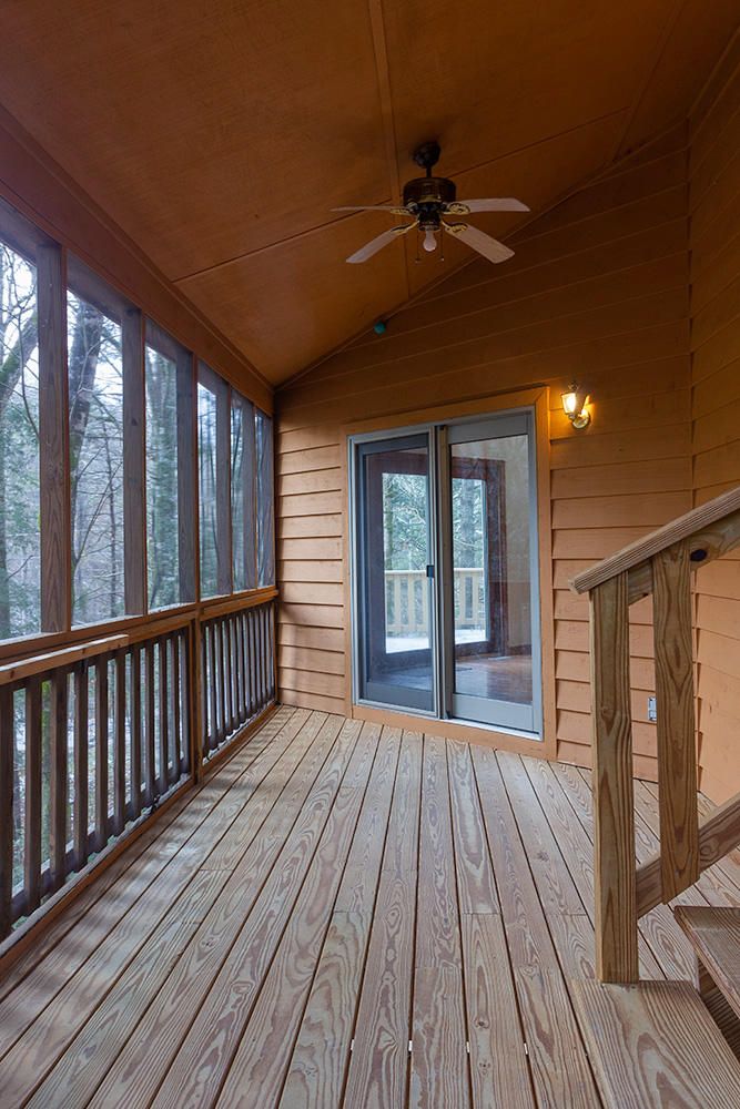 102 Cutter Gap Rd, Townsend, TN 37882
