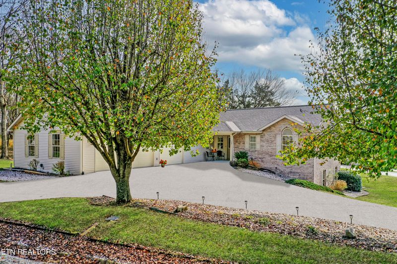 102 Kanati Trail Tr, Vonore, TN 37885