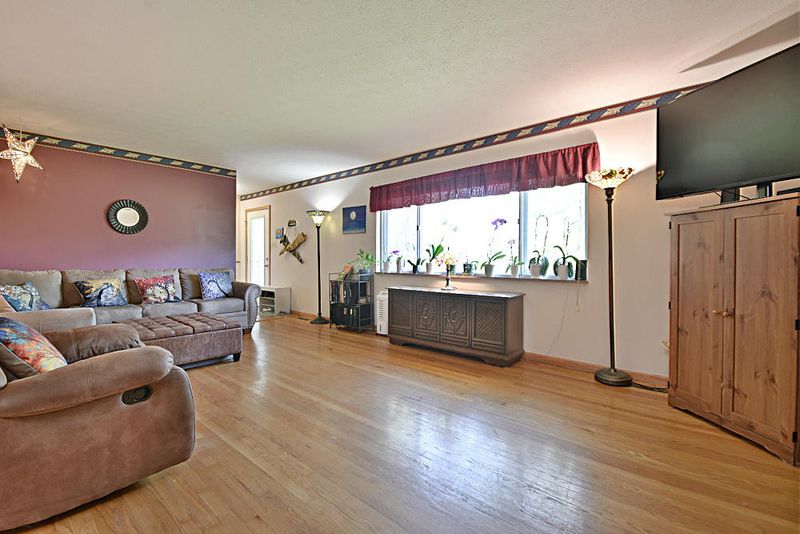 102 Middlebury Rd, Oak Ridge, TN 37830